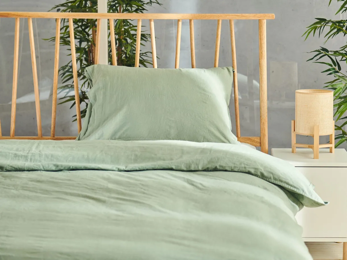nature_s_bedding_set_linenmix-green1
